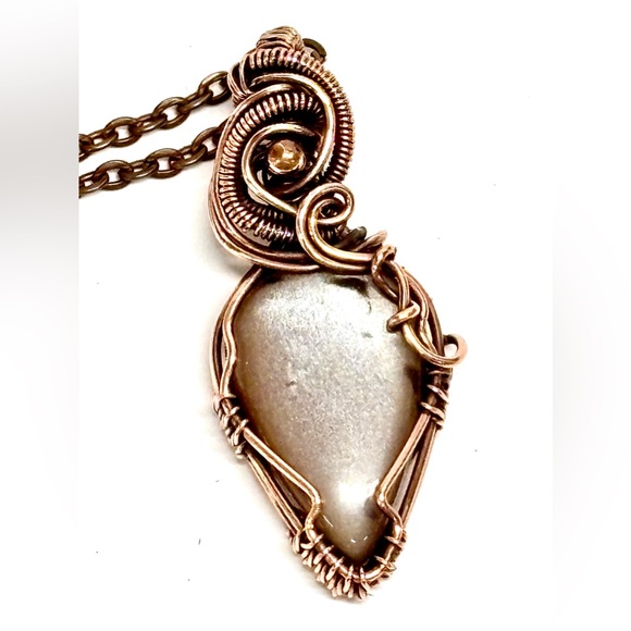 HAND CRAFTED Gray Moonstone Copper Wire Wrapped Pendant Necklace, Handmade - Picture 7 of 10